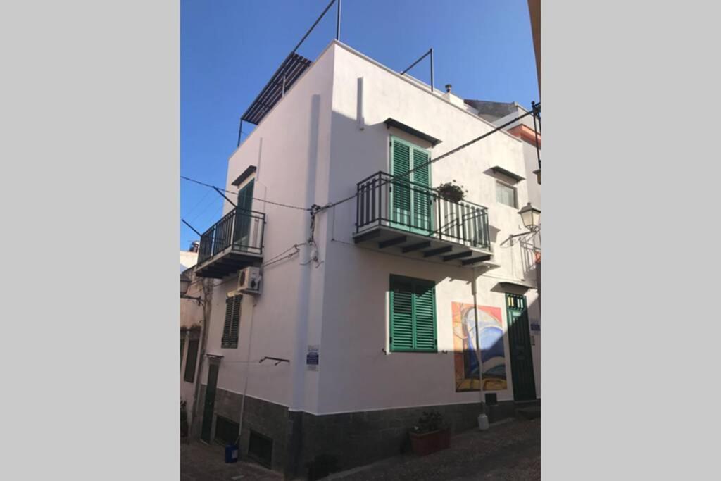 Apartment Via San Giacomo Primo Piano Isola di Ustica